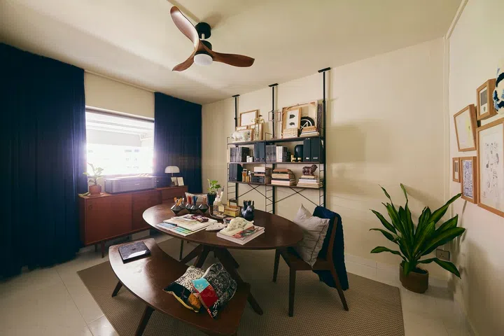 Hermsie’s favourite room functions as studio, dining space, meeting room and creative retreat.