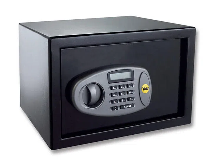 yale standard black safe box