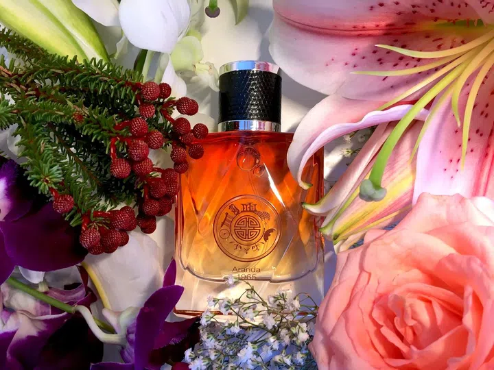 singapore perfume with orchid scents from singapore memories