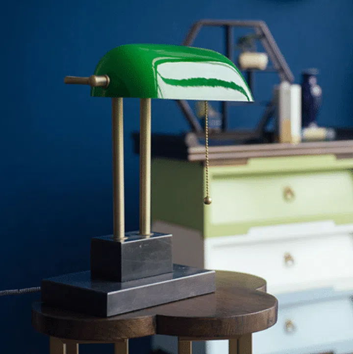 Scene Shang Banker desk lamp