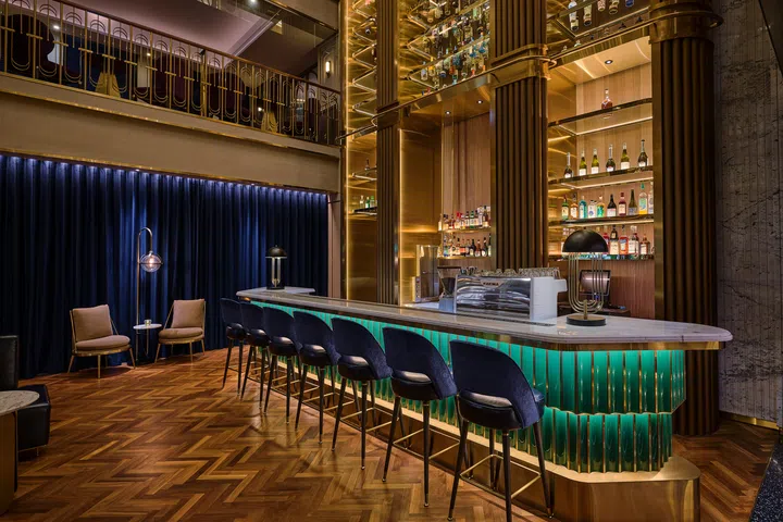 Emerald-green bar in the Ailìse Bar, OKU Hotel Taichung.