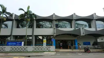 Queenstown library