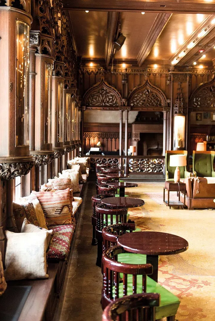 Chicago Athletic Association Hotel: Preserved building with 1890s history (Photo Nick Gerber, Chicago Athletic Association)