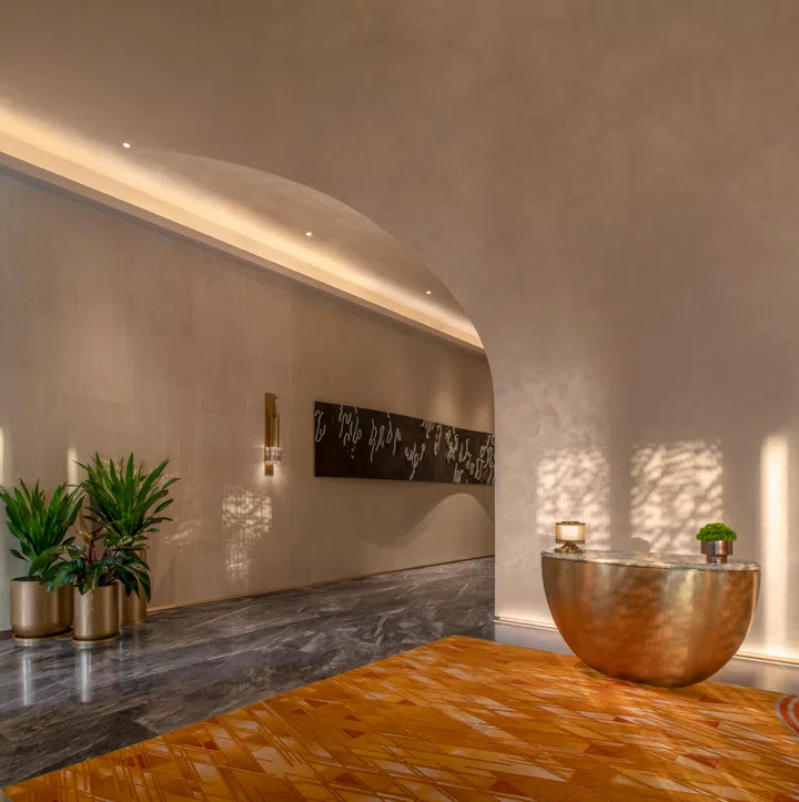 Arrival hall in the Andaz One Bangkok houses the artwork “Apocrypha Scripta” by Pim Sudhikam.