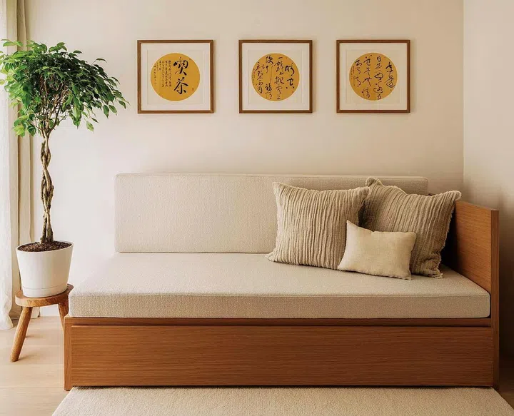 House Tour: A 3-Room Apartment in Central London Designed In Line With Feng Shui Principles (Photo Vigo Jansons; Styling Libby Benggio)