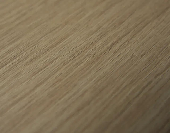 Tailor Oak bears minimalistic stripes that flow gently into one another and create a restrained play of colours.