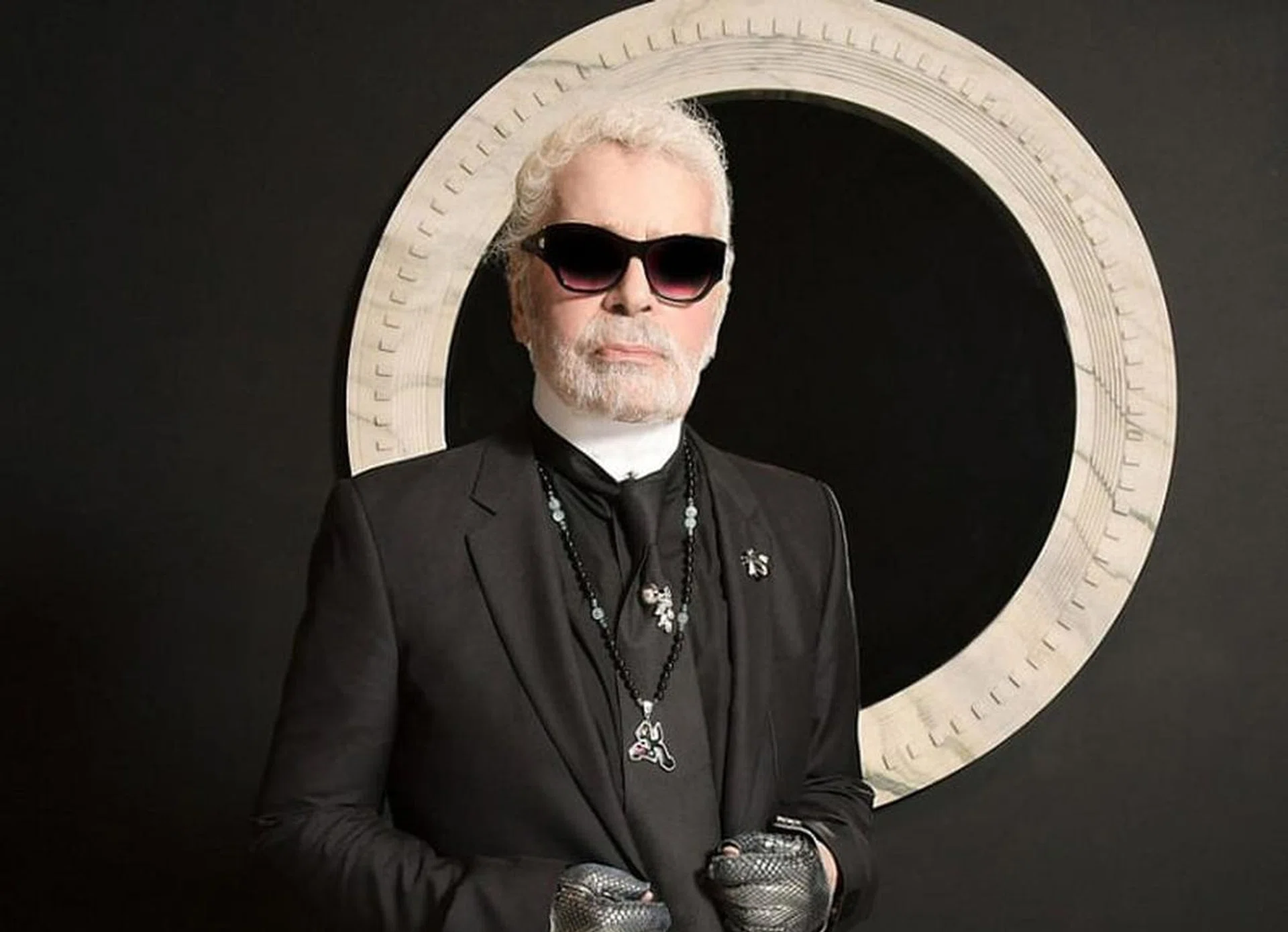 01_karl_lagerfield