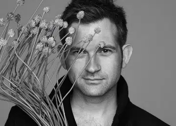 104934-nikolai_bergmann_singapore_1