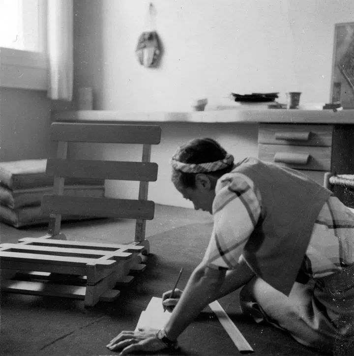 Charlotte Perriand working in Japan in 1940s
(Archive image provided by Aesop)