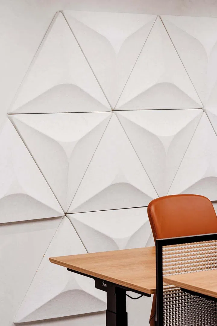 Examples of
JEB’s sound
insulation panels.