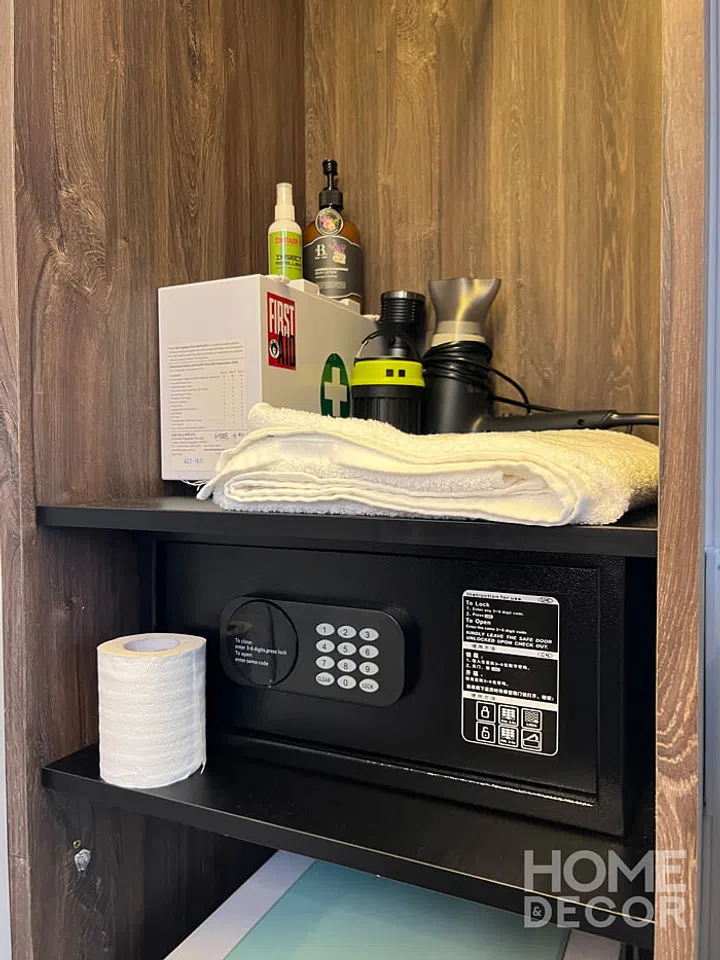 Lazarus Island TIny House amenities