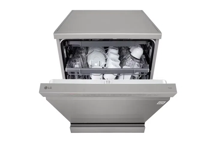 LG Front Control Dishwasher DFC533FV