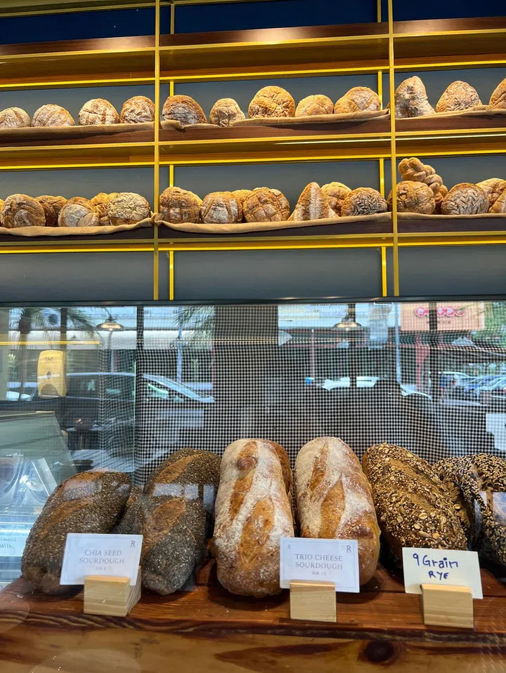 20 Best Johor Bahru JB Cafes - Roots Cafe