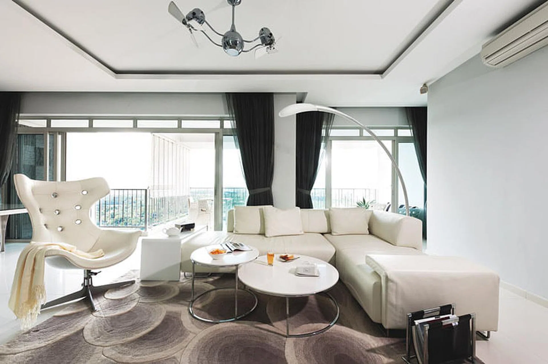 This bachelor's condominium apartment is full of whites!