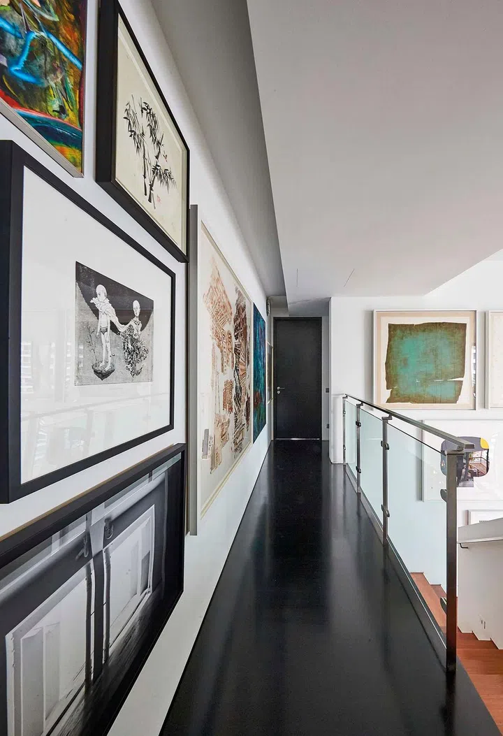 House Tour: A casual chic dual-key Somerset condo for a husband and wife working in finance (Photo by Veronica Tay, art direction Nonie Chen)