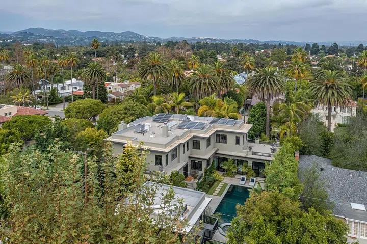 Gwyneth Paltrow's Childhood Home Is Selling for US$17.5 Million (Photo courtesy of Compass)