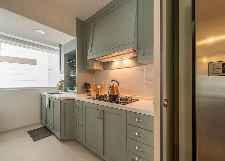 open or closed kitchen