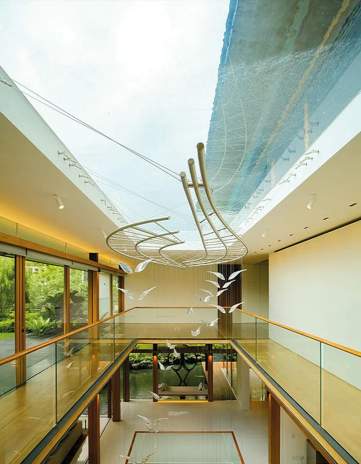 The abstract light feature resembles a flock of birds in flight. (Photo: Guz Architects)