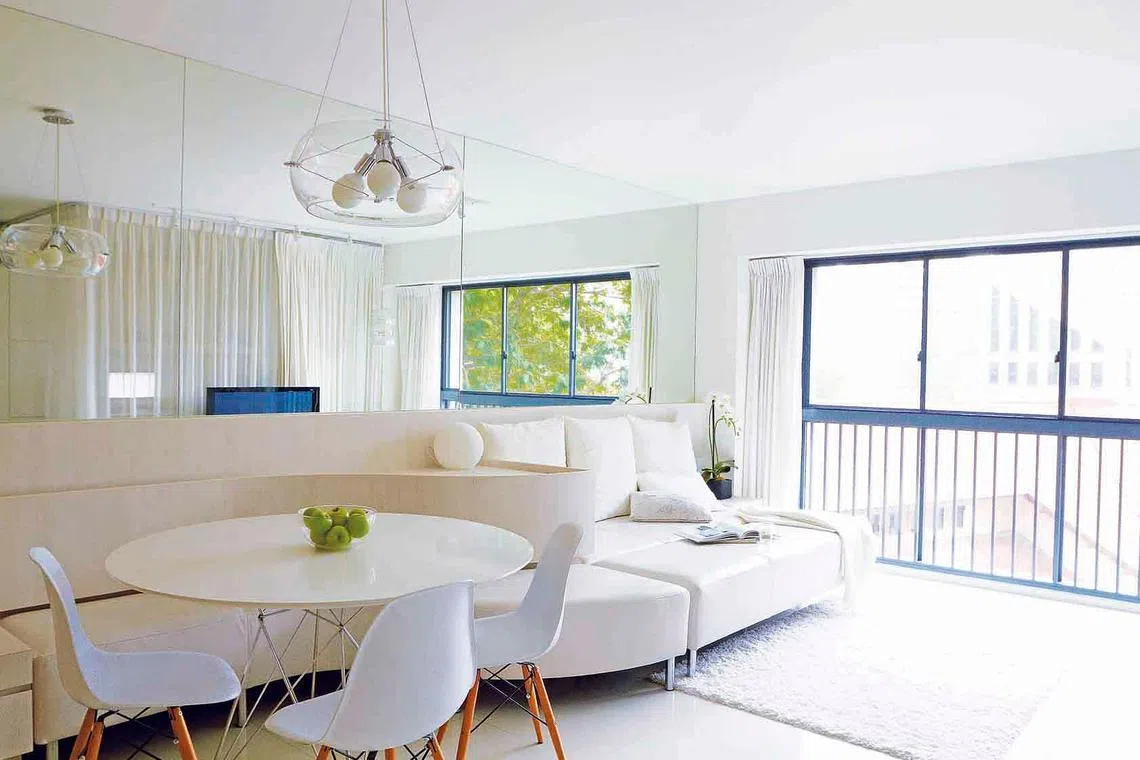 This Pinnacle @ Duxton 4-Room HDB looks bigger than it is! | Home ...