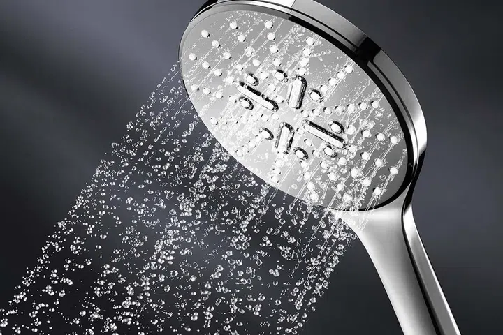 The GROHE Rainshower SmartActive hand showers allow users to customise their shower experience.