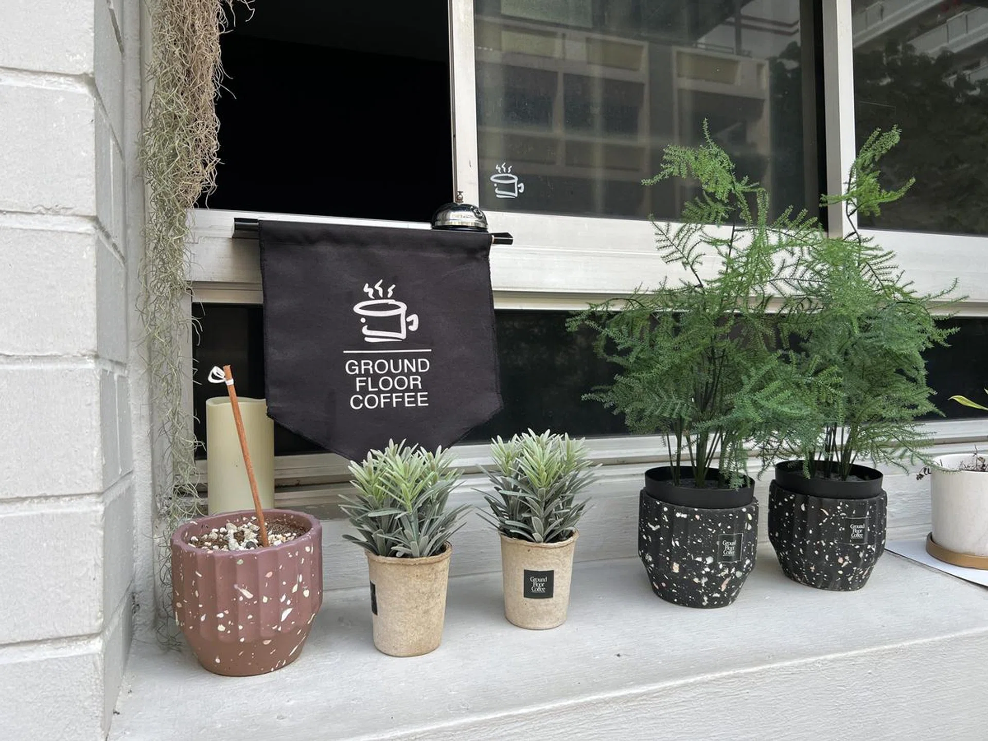 ground floor coffee window ledge decoration