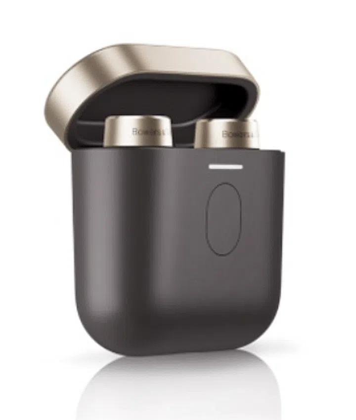 Bowers & Wilkins PI7 wireless earbuds