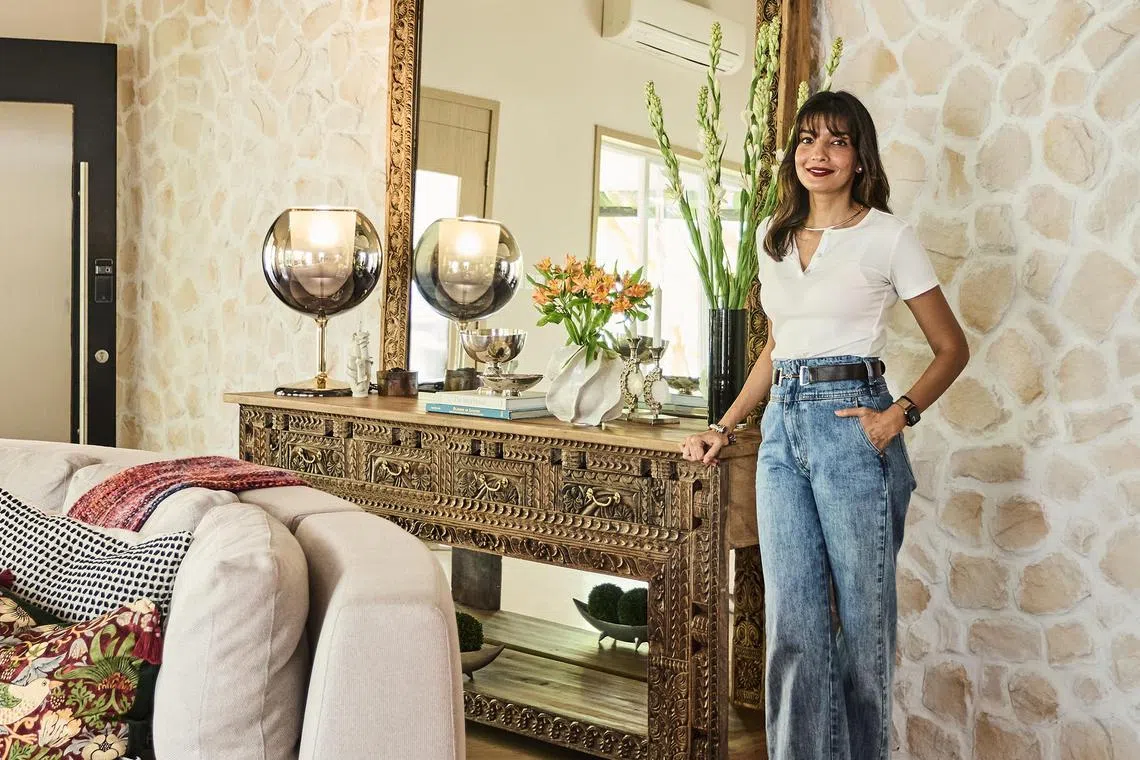 An Indian interior designer & wealth manager couple’s semi-detached ...