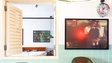 This homeowner, who has been living in the same ground floor Tiong Bahru flat since he was born, wanted a nostalgic look for his new "weekend" home in Sin Ming. Interior Design by Free Space Intent.