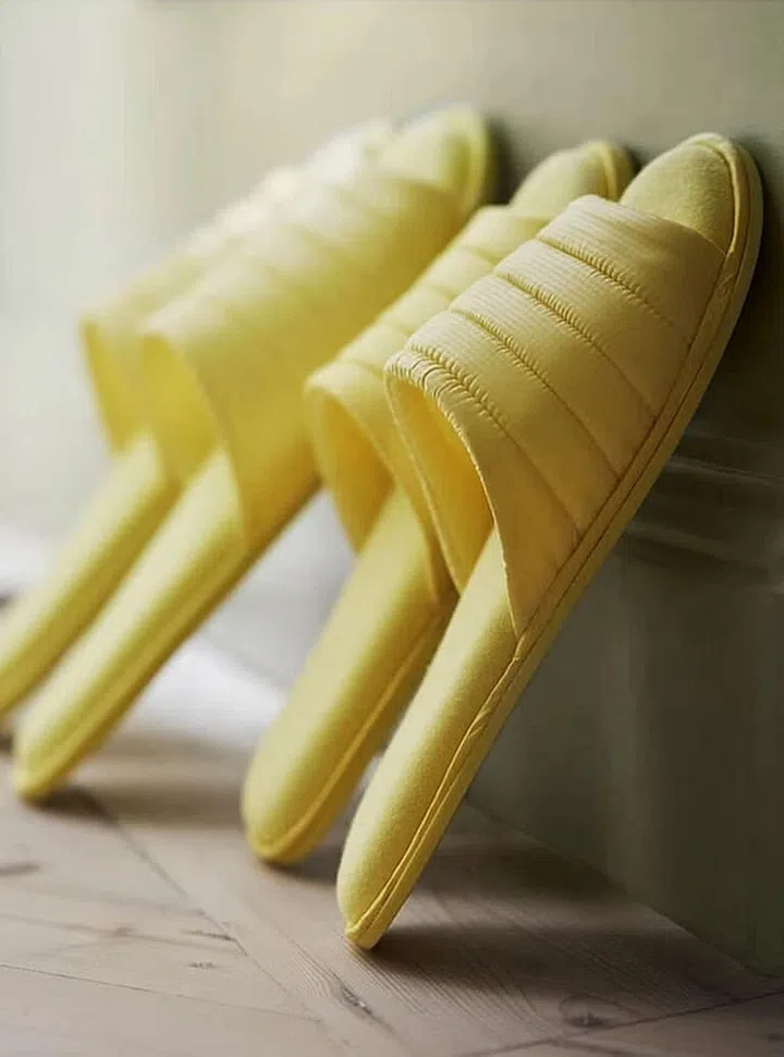 IKEA DAJLIEN Workout Collection Slippers, $9.90