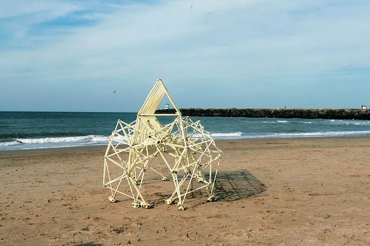 Theo Jansen’s world-renowned Strandbeests land in Singapore