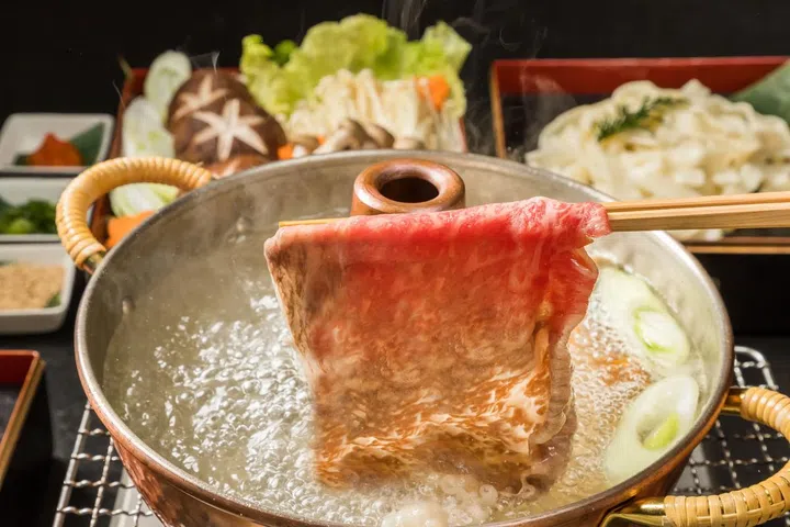 Grilled Meat With Wagyu Japanese Style Luxury Grilled Beef in a hotpot steamboat. Photo 123RF