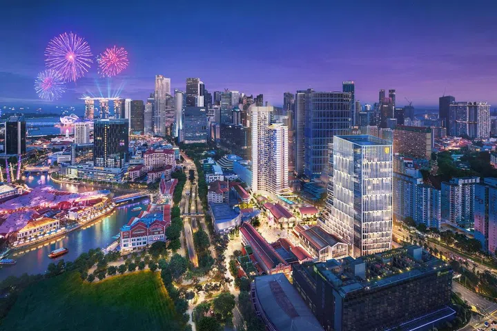 Artist’s Impression. Union Square is a large-scale mixeduse development that comprises Grade A premium office tower (Union Square Central), retail and F&B spaces, a co-living component with a hotel licence, as well as the 366-unit luxury Union Square Residences. Pictured here is the aerial night view from the Singapore River.