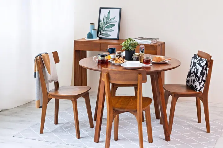 Scanteak Rinki Dining Table, $899