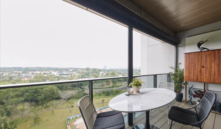 The homeowner’s favourite perch, where lush greenery meets city skyline, and sunrise coffee and sunset wine bookend each day with intention.