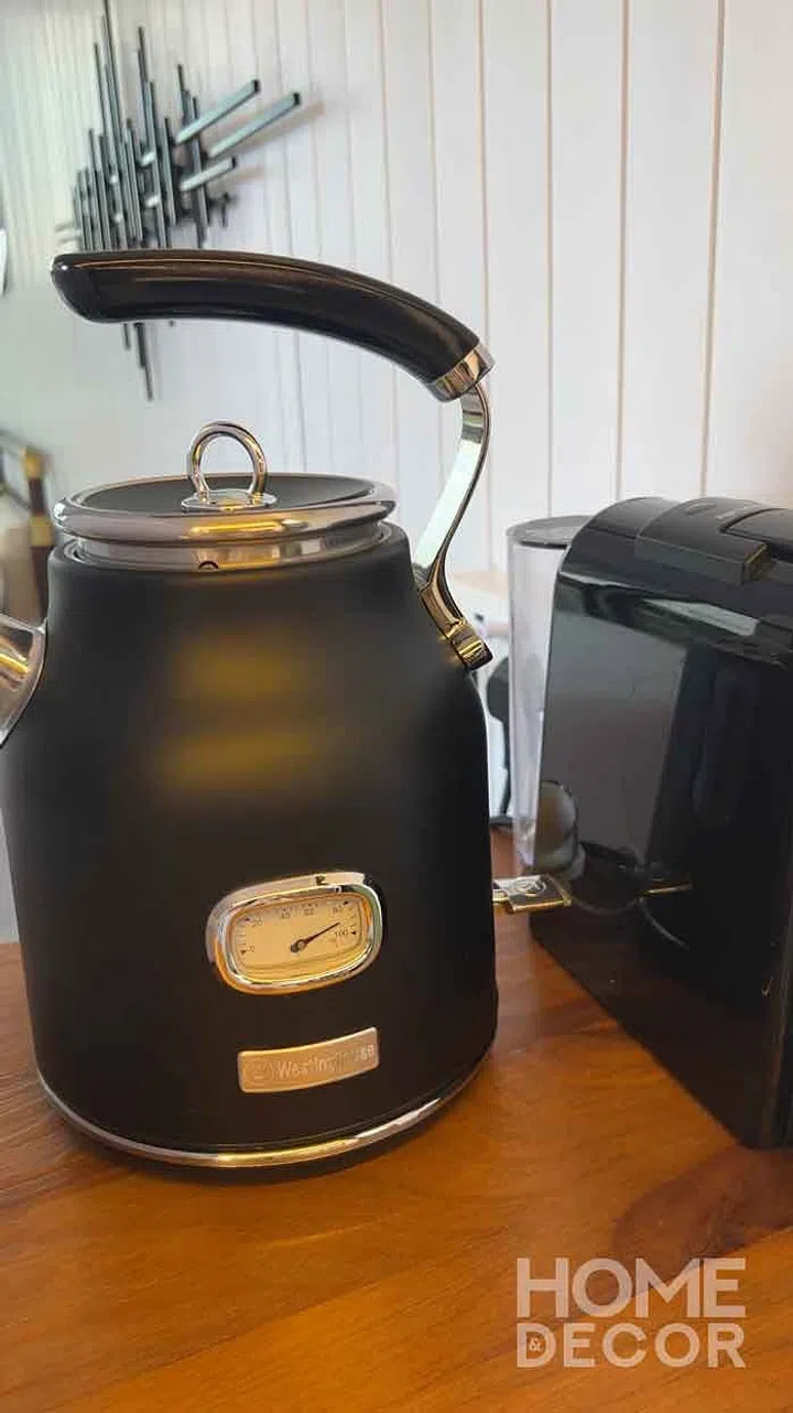 Lazarus Island Tiny House kitchen kettle