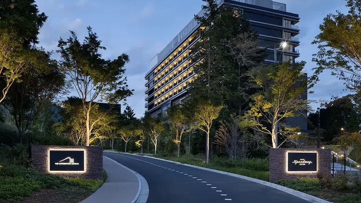 Road leading into the Fuji Speedway Hotel premises in the evening