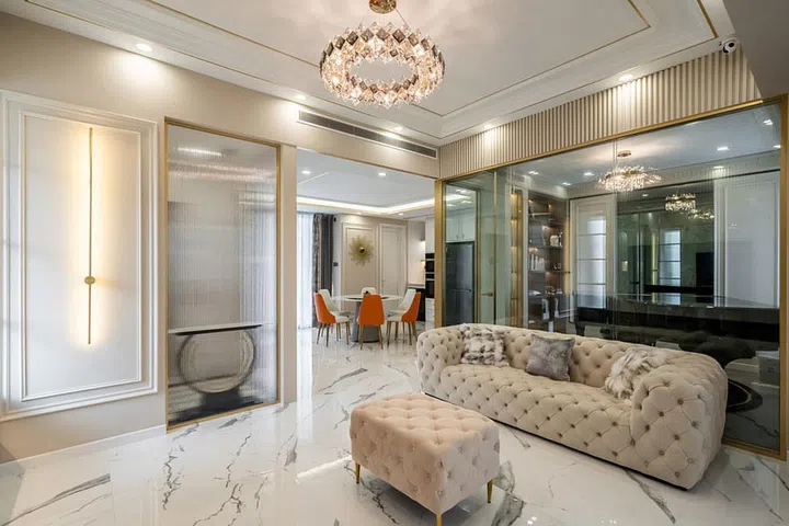 The outer communal zones are separated into four distinct zones: the living room, the dining room, the music room, and the balcony.