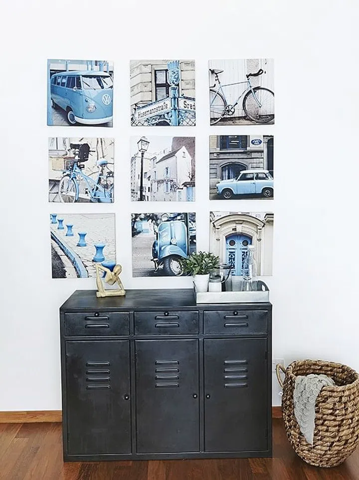 The homeowner loved the blue wall in our showroom so much, that she wanted one of her own in her city apartment in Newton. This formed our inspiration, together with the beautiful black & white canvases she brought from Australia. The result is a trendy, urban apartment for young people to relax in and entertain.