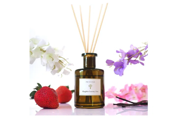 PRISTINE English Country Inn Reed Diffuser