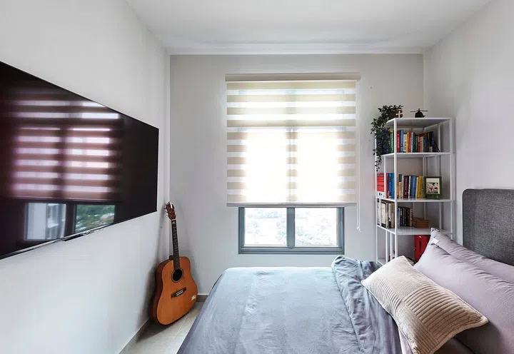 House Tour: Three-room Margaret Drive BTO with sprawling Bukit Timah & Johor Bahru views (Photo Veronica Tay, Art direction Nonie Chen)