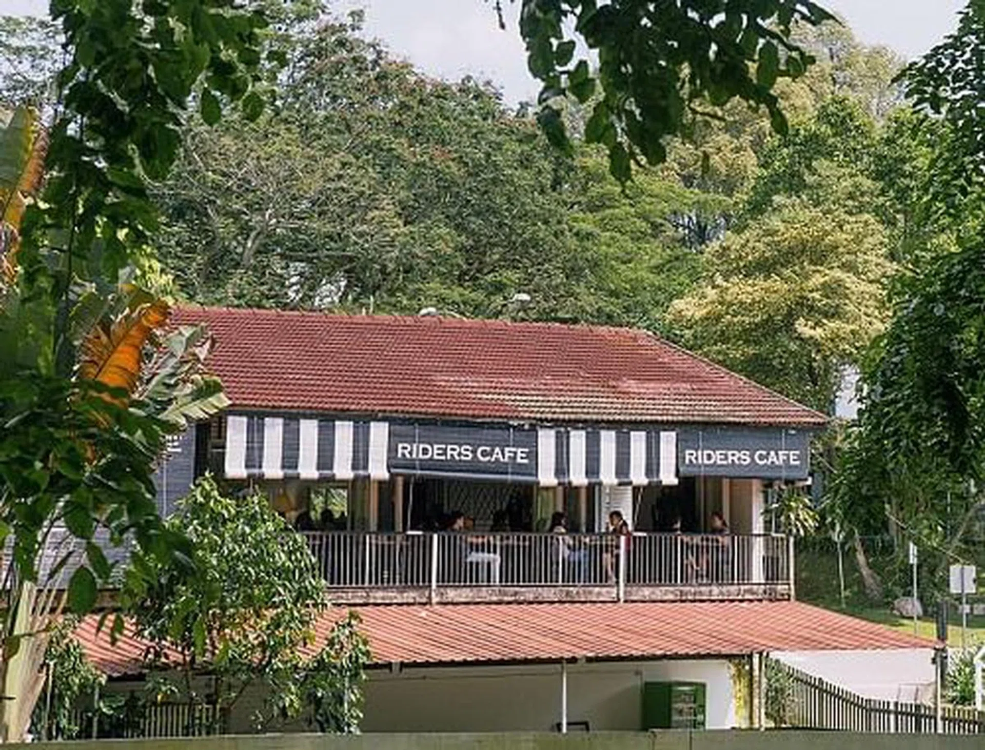 riders_cafe