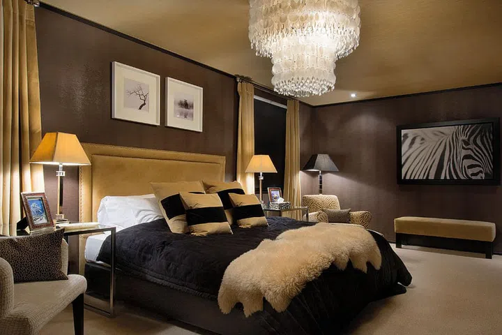 Luxe touches like a crystal chandelier add visual drama.