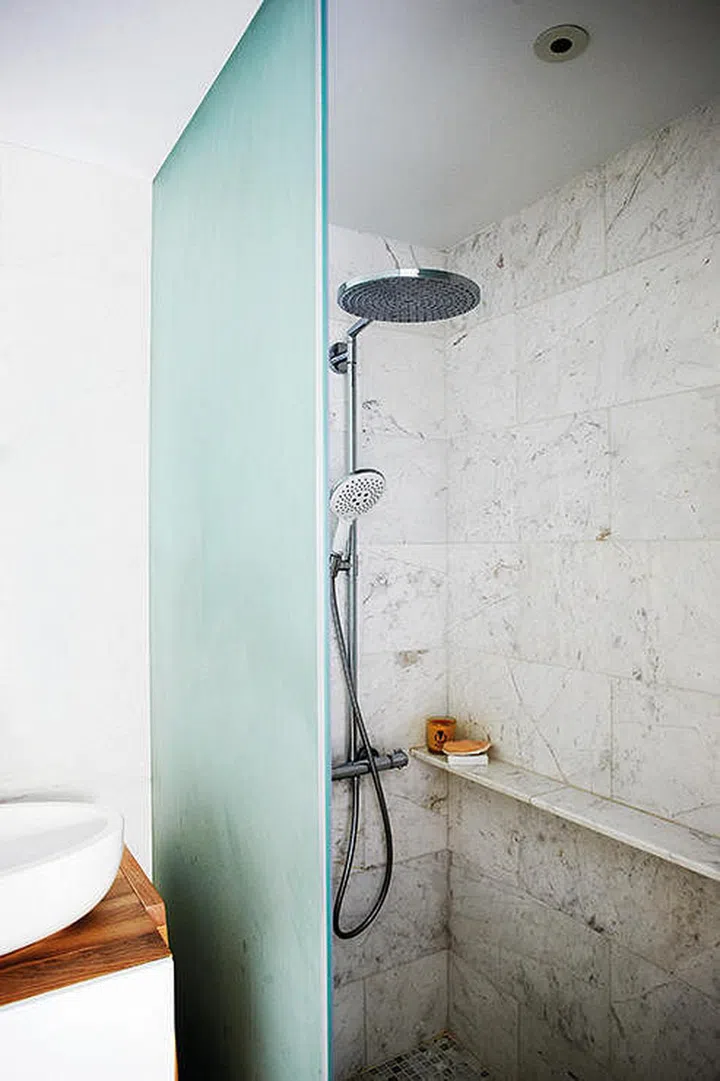 bathroom, shower, renovation, rental apartment, decorating tips, decor,