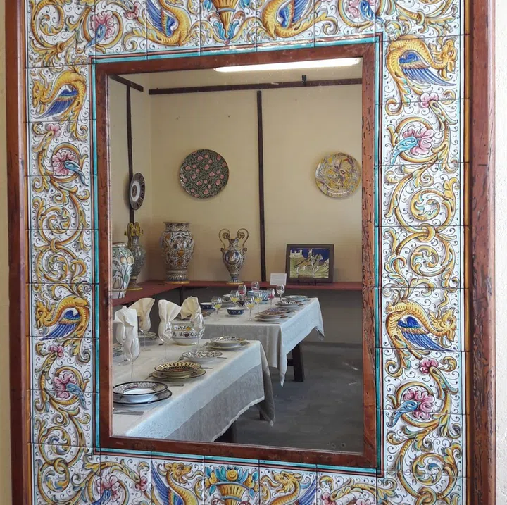 Maiolica Ceramiche Grazia in Deruta, Umbria, Italy