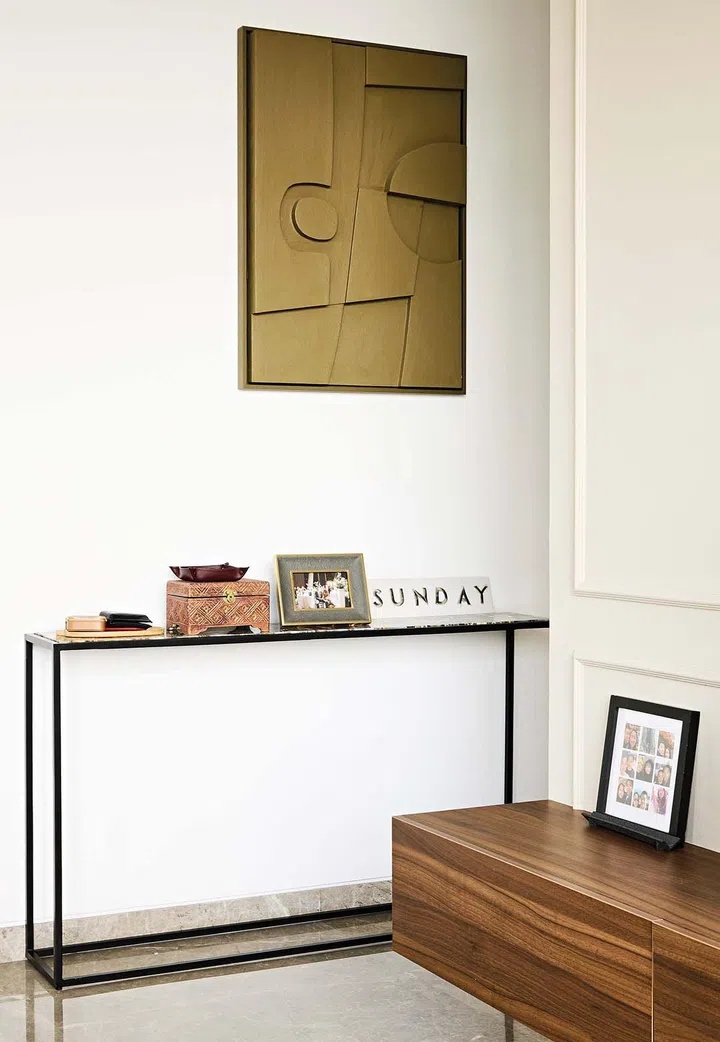 Close attention was paid to the materials, textures and finishes when designing every nook and cranny, an ode to the homeowners’ keen eye for detail.
