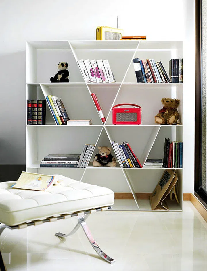 This white study room is far from boring, with