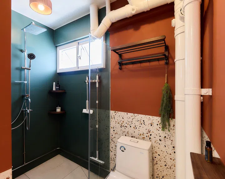Common bathroom in a 5-room HDB flat in Yishun, designed by Homely Matters Pte Ltd.