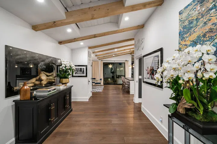 Foyer leads into the open-concept floor-plan.