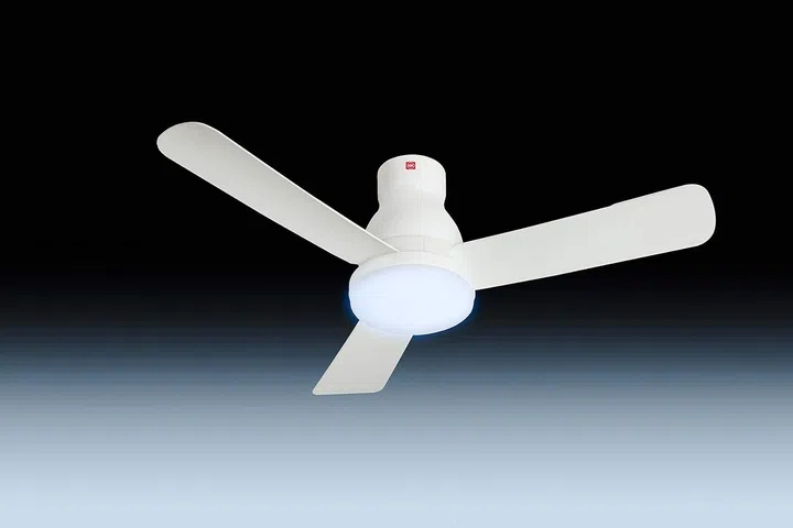 KDK U48FP DC Ceiling Fan with Remote and Light