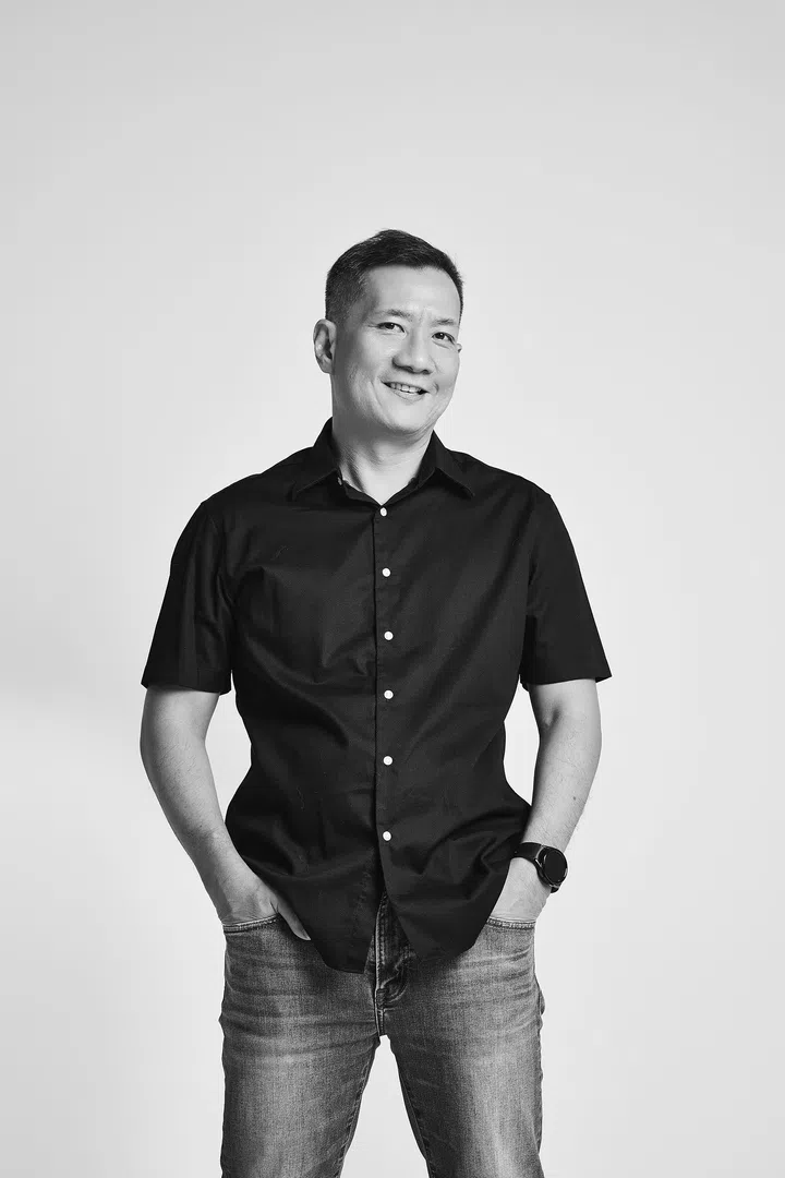 Lim Ai Tiong (LATO) Architects/Design is a multiple award-winning boutique architecture and interior design consultancy, founded and led by Registered Architect Lim Ai Tiong, who holds a Bachelor’s Degree in Architecture (Honours) from the University of Newcastle, Australia.